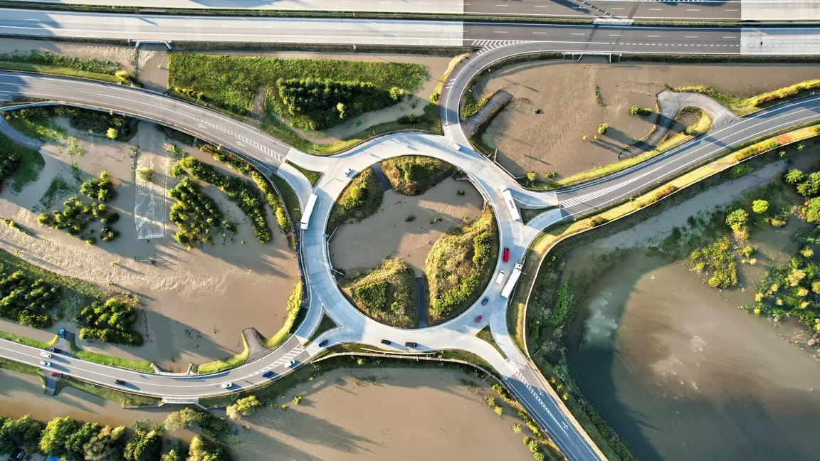 Vue aérienne du rond-point de Bruges